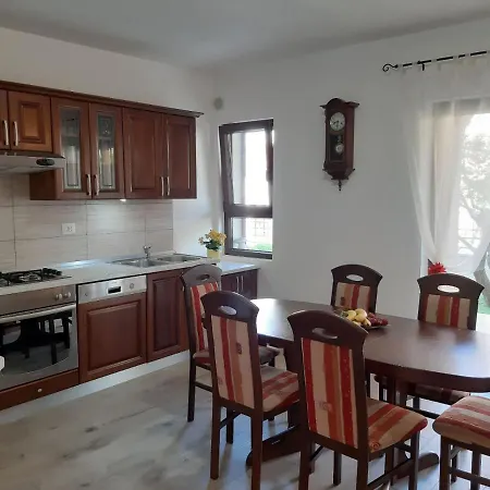 Monte Grande Apartment *