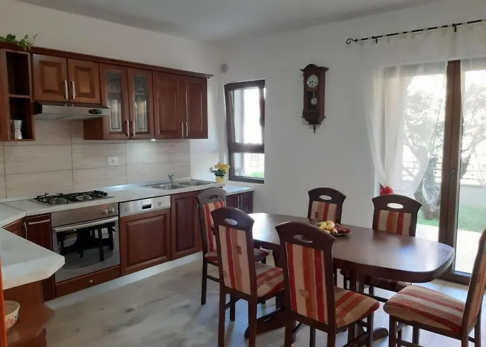 Monte Grande Apartman *