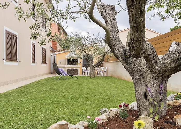 Monte Grande Apartman *