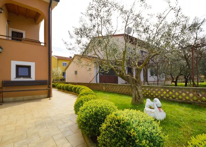 Monte Grande * פולה